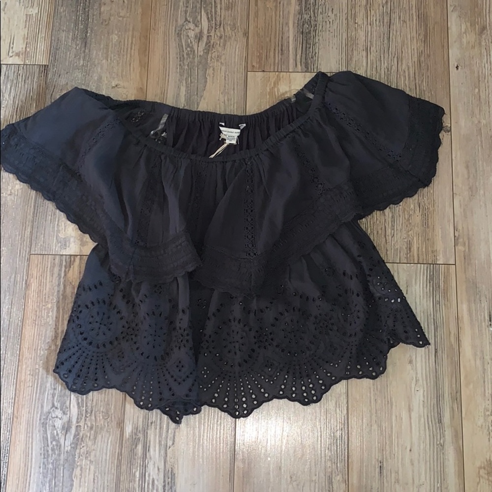 american eagle off the shoulder top